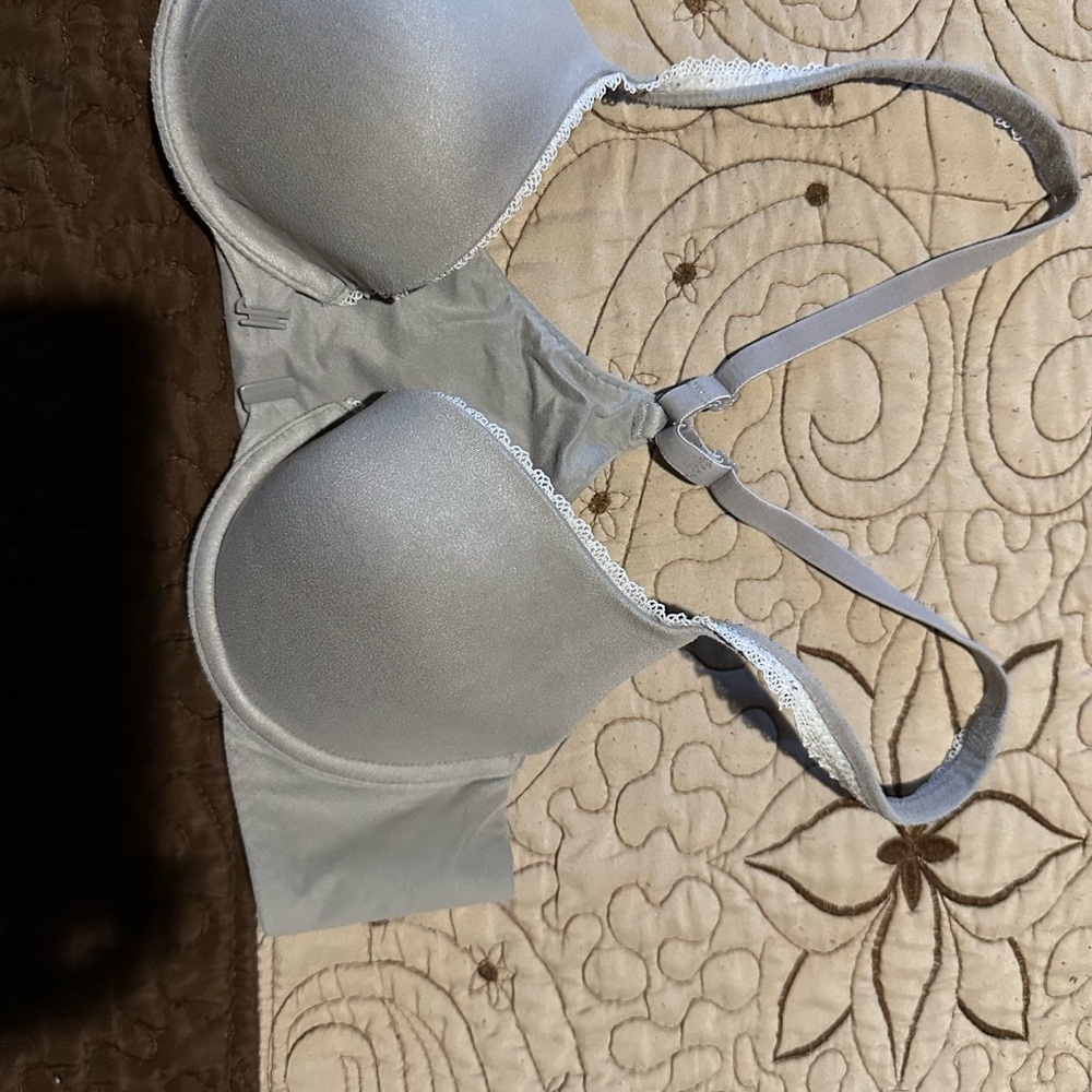 Victoria's Secret Light Gray Bra